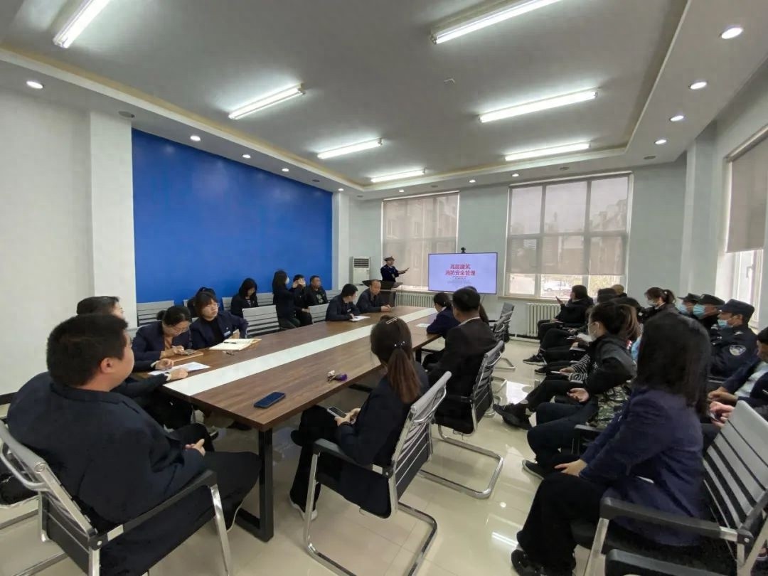 社区消防安全隐患重重，你家的安全措施到位了吗？  第1张