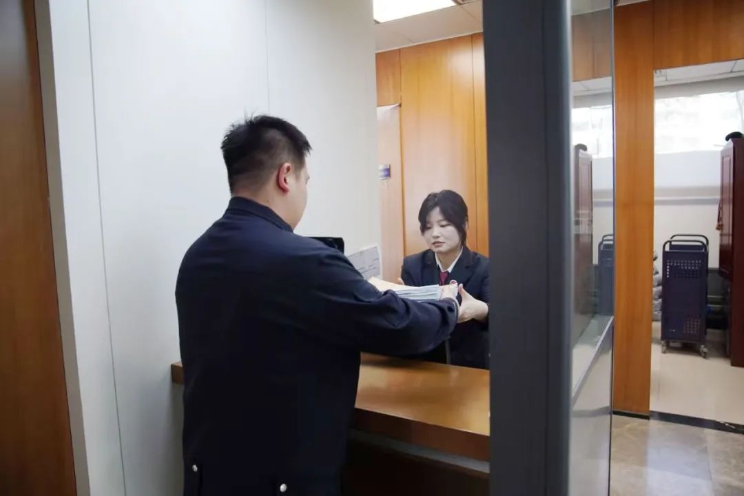 春节后上班第一天，检察干警为何如此忙碌？揭秘他们的高效工作日常  第2张