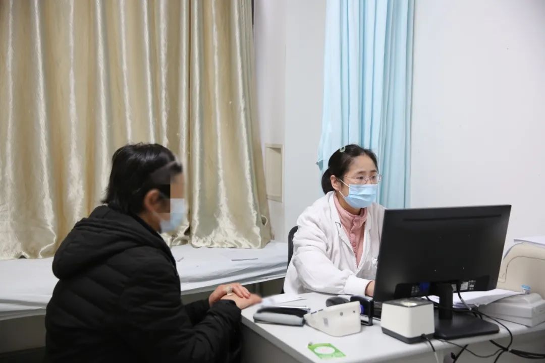 蛇年首个工作日，闵行区白衣天使们在忙些什么？揭秘医者仁心的忙碌场景  第6张