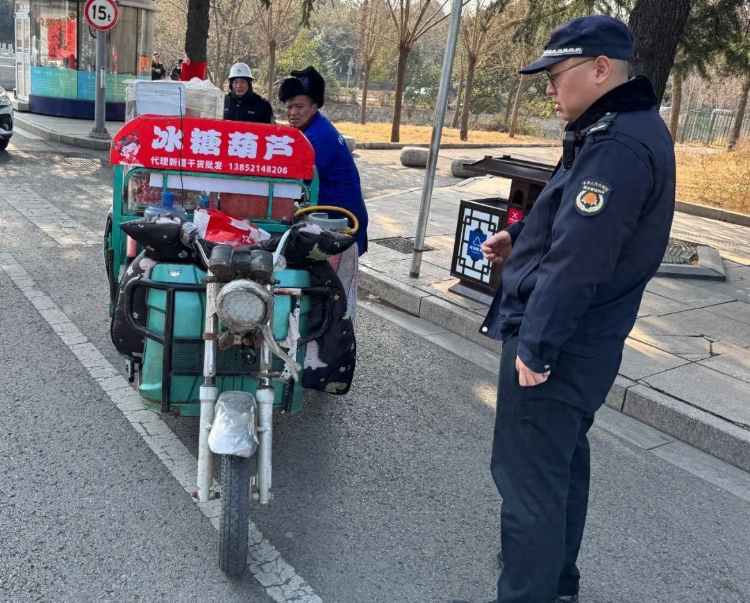 云龙湖春节大客流如何应对？揭秘执法大队的全方位管控策略