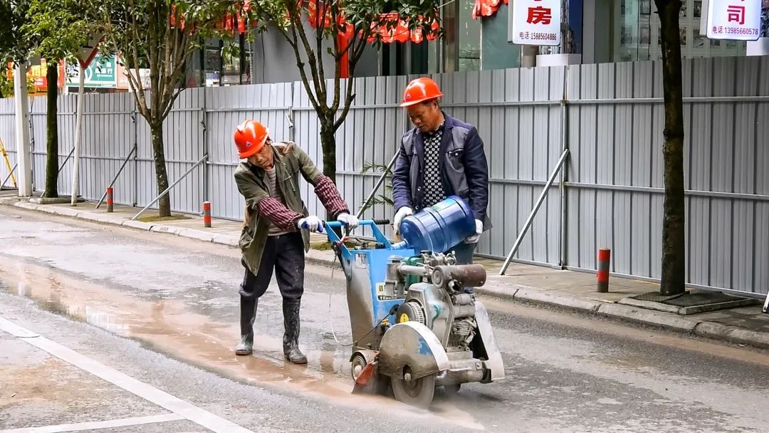 凤冈一中新宿舍楼即将完工，你的孩子会住进这里吗？  第4张