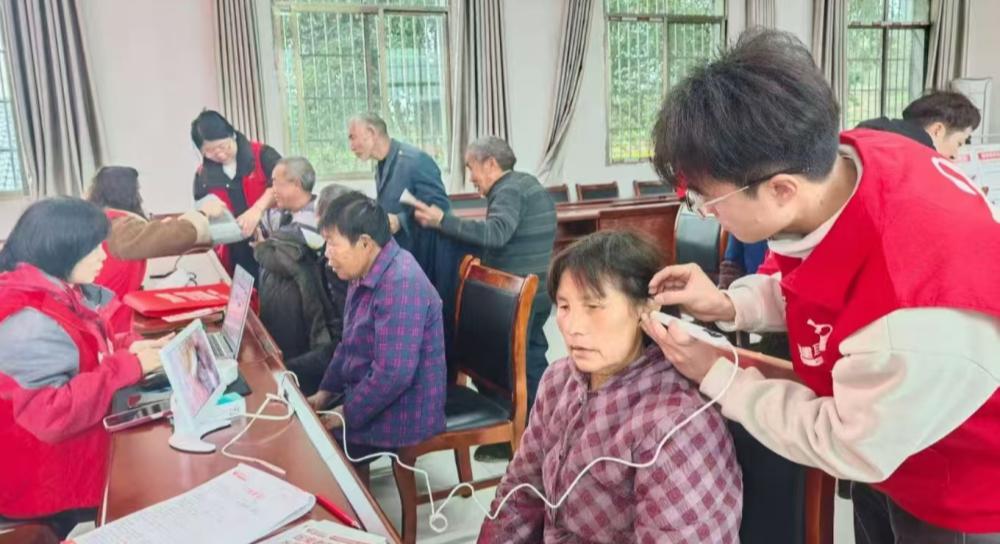 关爱听力健康，邵阳县如何在全国爱耳日掀起护耳热潮？  第3张
