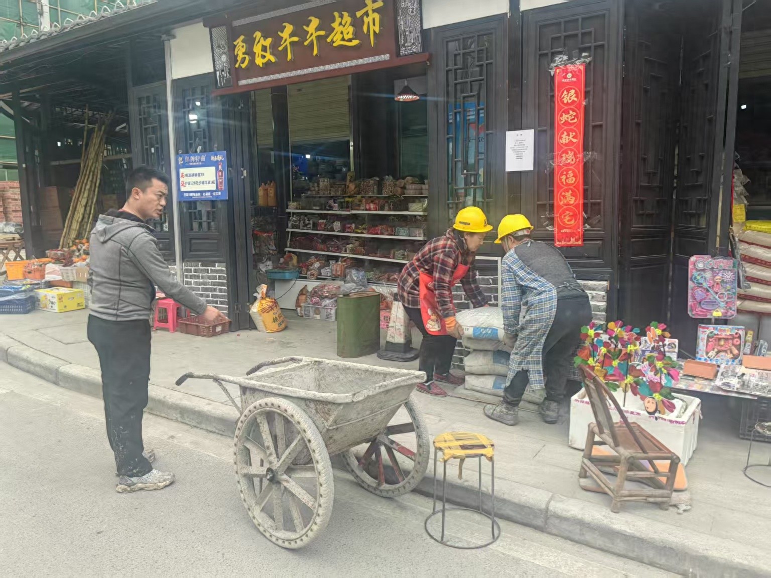汽修行业环境大整顿！漩口镇如何让辖区焕然一新？  第1张