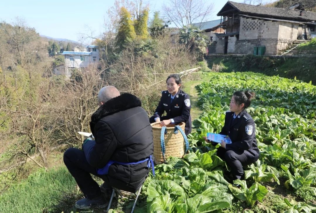 二月为何如此特别？思南县公安局大河坝派出所的浪漫与荣耀  第3张