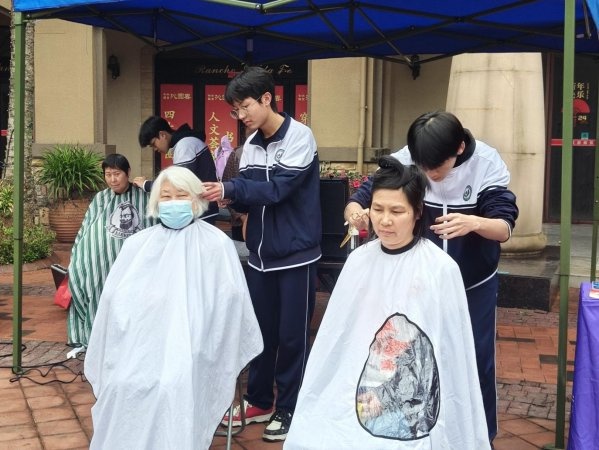 穿山南社区如何通过志愿服务让雷锋精神焕发新光彩？  第2张