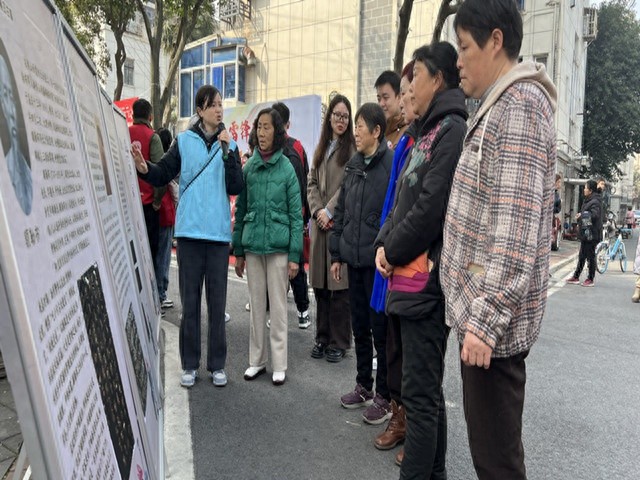 焦山碑刻博物馆如何用流动图片展续写新时代雷锋故事？