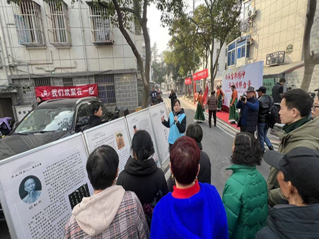 焦山碑刻博物馆如何用流动图片展续写新时代雷锋故事？  第2张