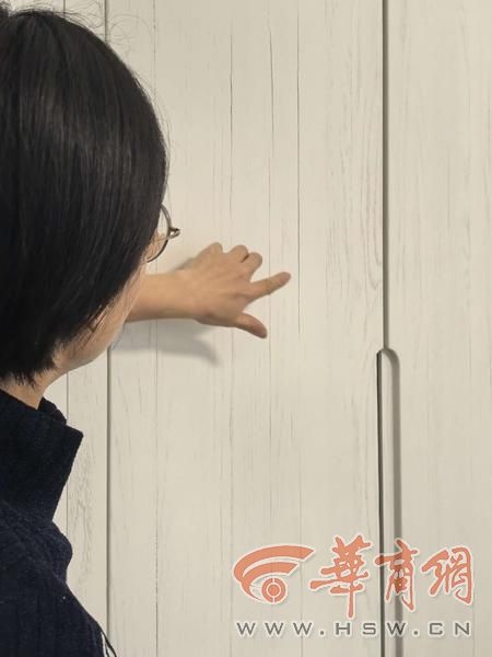 20万定制实木家具竟开裂！徐女士的环保梦碎了吗？  第2张