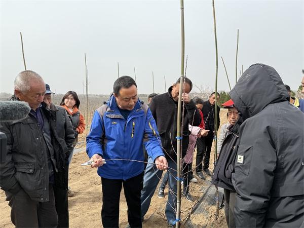 惊!果园培训送上科技大餐，新技术如何管好果园?  第3张