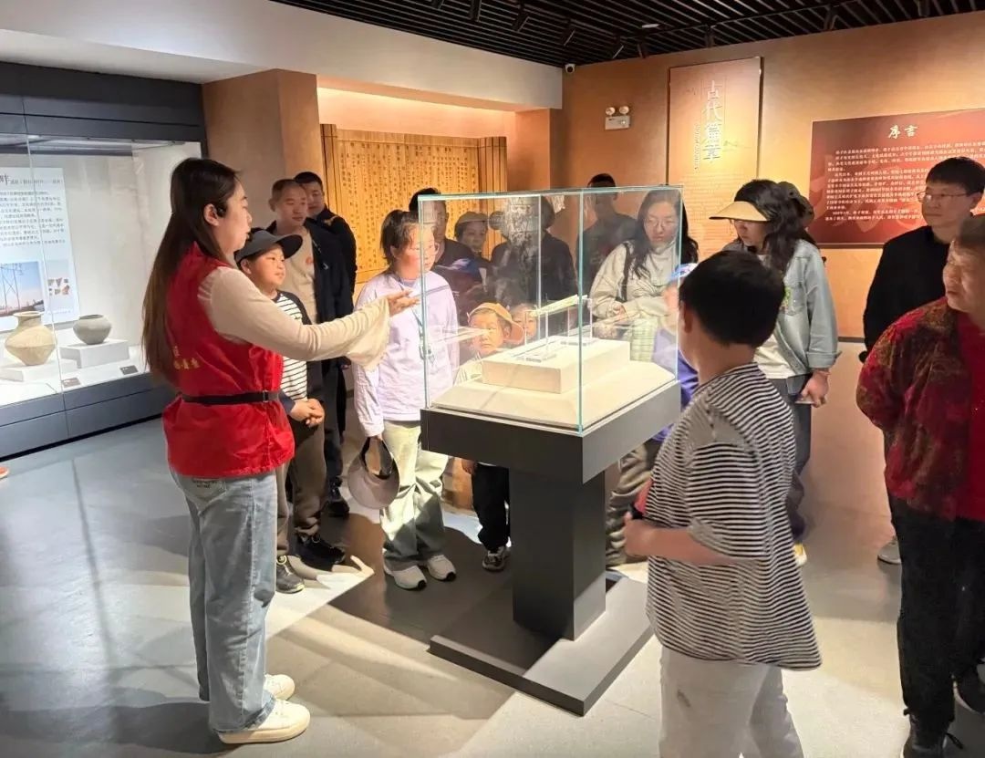 五一别人在休假，坊子这些劳动者为何仍坚守岗位？  第14张