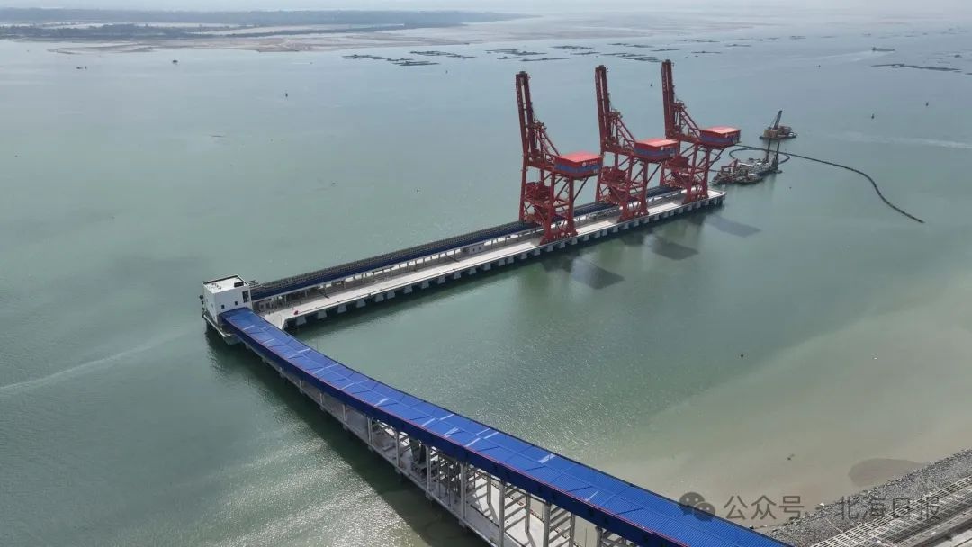 5月3日！20万吨级散货高桩码头为何进入关键测试阶段？  第4张