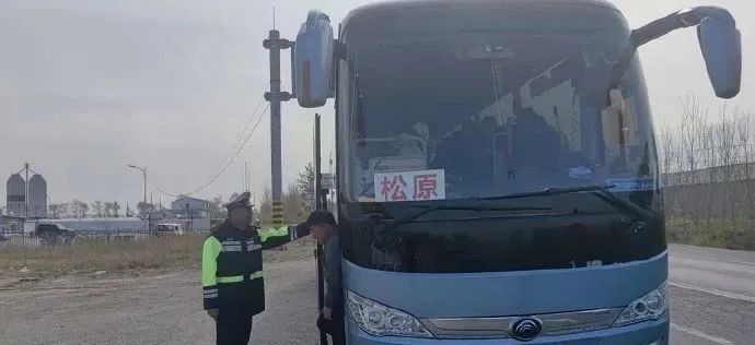 五一假期扶余交警全力保障出行安全！三项举措究竟咋做到的？  第3张
