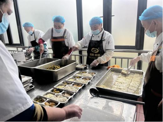 海宁市第四人民医院食堂凭什么成为嘉兴唯一上榜的绿色食堂？揭秘背后的数智化与低碳化秘诀  第3张