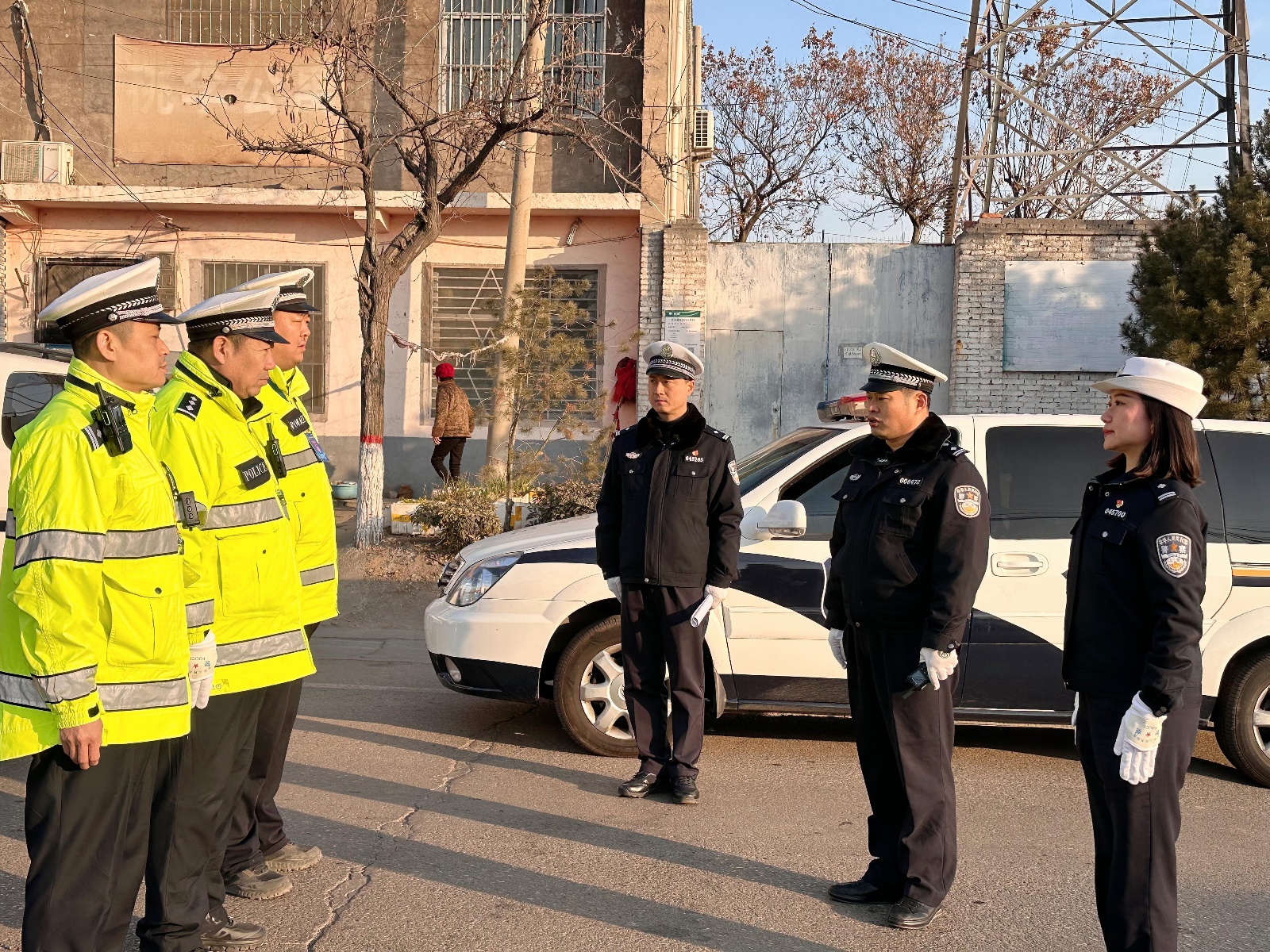 2025年高考改革实战演练，韩城交警如何确保考场周边交通秩序？  第2张