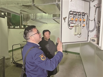 年关临近，消防安全如何保障？乐清市消防救援局夜查行动揭秘  第1张