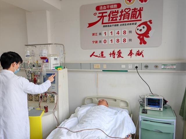 50岁干部朱建明捐献造血干细胞335毫升，他的勇气和祝福能否传递到对方心中？  第2张