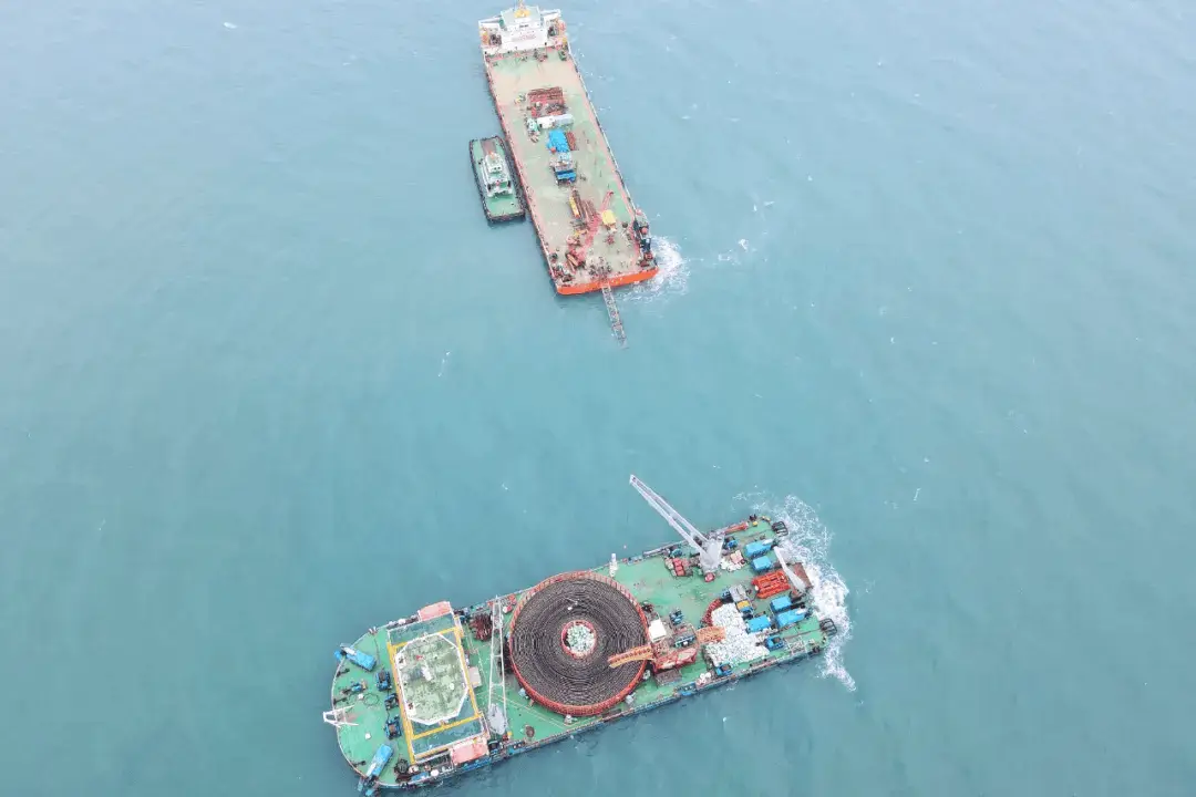 上海建工如何用1650米钢铁长龙点亮海南千家万户?揭秘国内最长海上风电项目 第3张 上海建工如何用1650米钢铁长龙点亮海南千家万户?揭秘国内最长海上风电项目 第3张