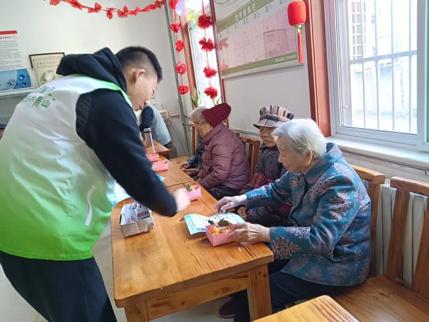 垃圾分类新风尚！济南小辛社区居民如何用行动点亮2025年元旦？  第4张