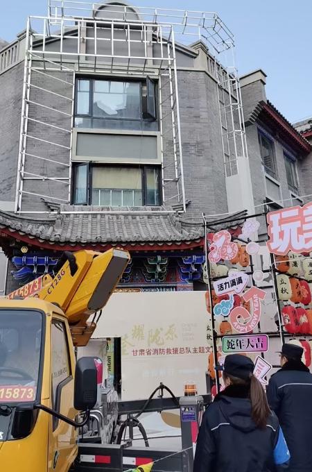 兰州市启动户外广告安全隐患大排查！你的头顶安全吗？  第2张