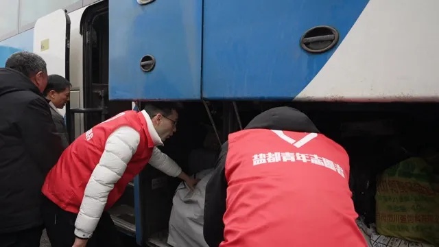 荣县第五年春风行动启动！你的返岗之路为何格外温暖？  第3张