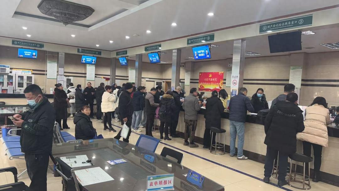 节后首日，应城市不动产登记中心为何能如此高效？20分钟办结的秘密揭晓  第1张