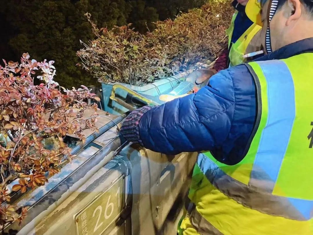 立春后的冷空气来袭,城管部门如何确保城市安全运转? 第1张 立春后的冷空气来袭,城管部门如何确保城市安全运转? 第1张