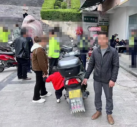 醉驾+准驾不符，这位驾驶人的侥幸心理让他付出了什么代价？  第2张