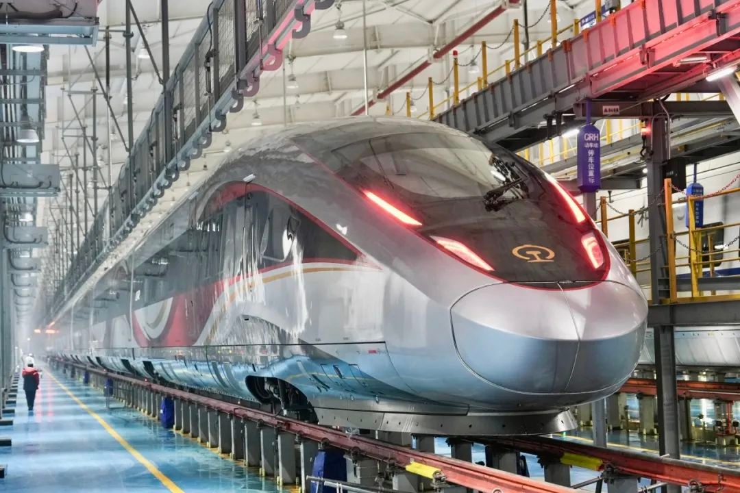 2025亚冬会：哈尔滨铁路如何保障千万人出行？复兴号智能动车组首次亮相  第2张
