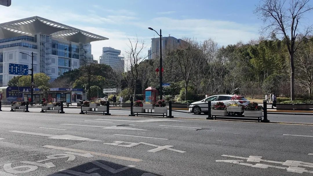 寒潮来袭，上海气温将创新低！你准备好迎接零下8℃的挑战了吗？  第2张