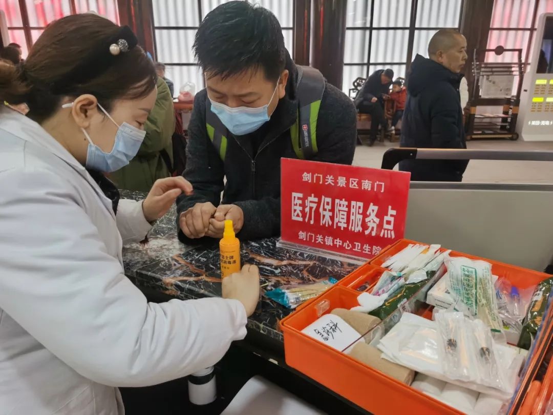 2025年春节，县卫生健康局如何守护每一份团圆与健康？  第3张