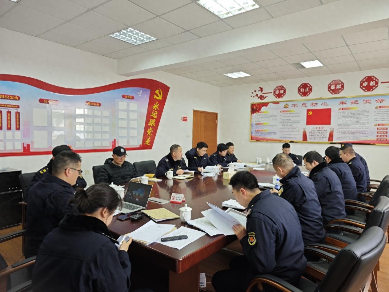 普陀区综合执法局如何通过案卷评查提升执法质量？