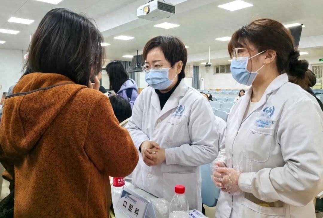西北政法大学的学子们，你们知道义诊活动背后的暖心故事吗？
