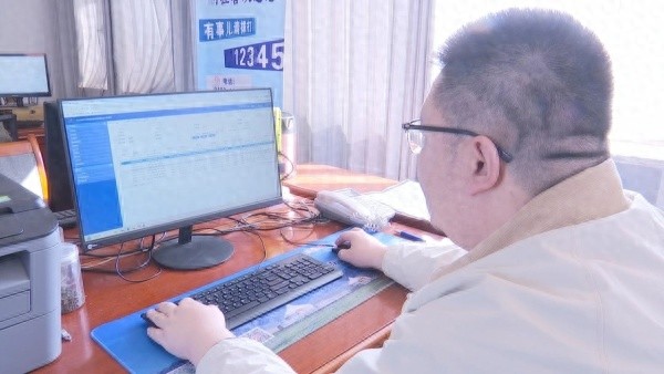 阿拉善右旗12345热线如何迅速解决居民下水道堵塞问题？居民竟然这样评价