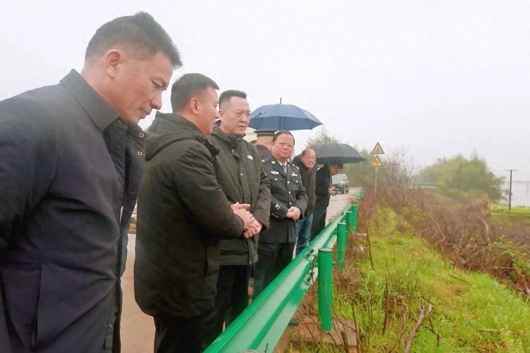 湘潭市政府如何紧急应对涓水流域阻水片林整治？陈睿副市长亲临现场督导