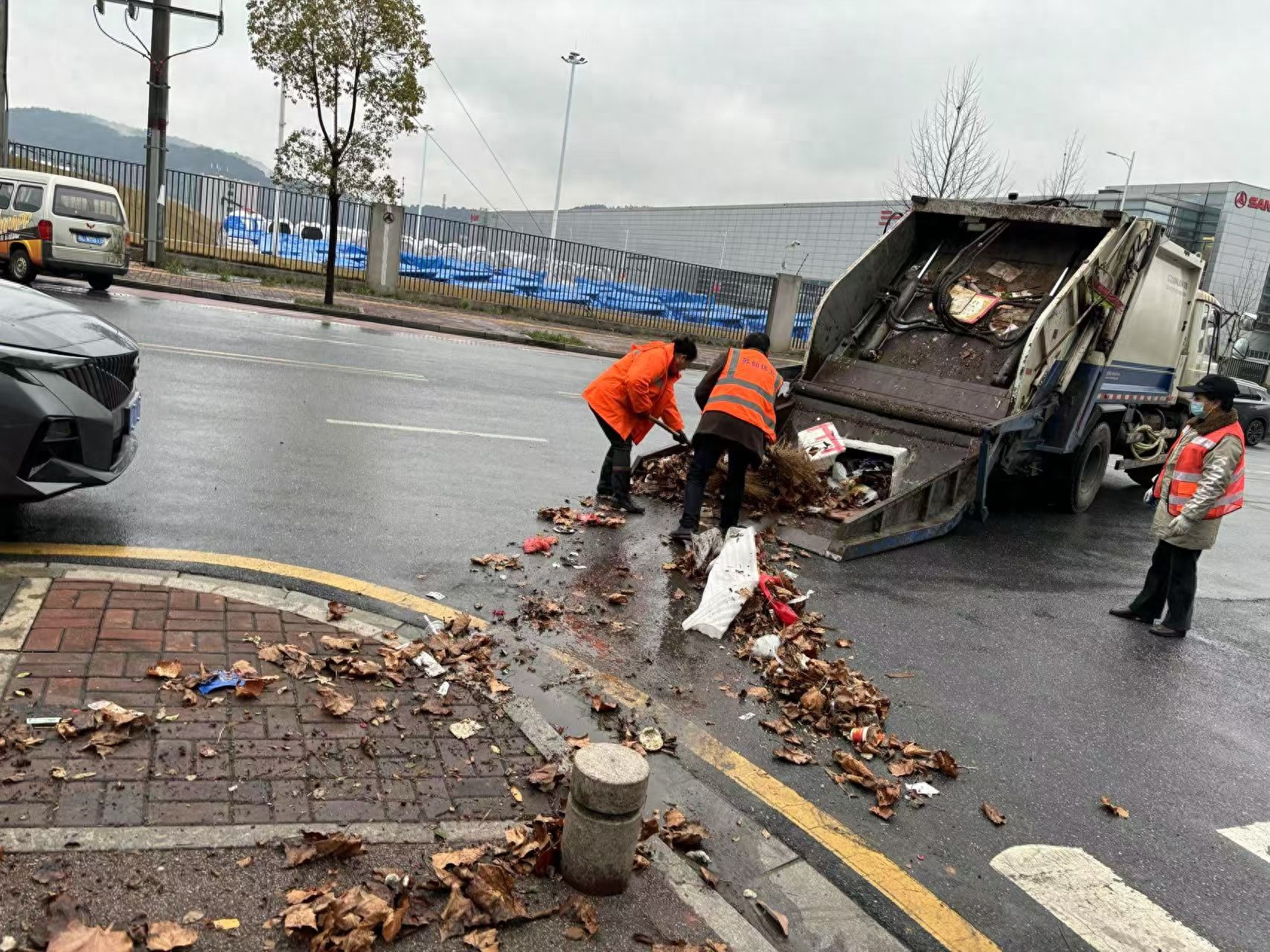 你知道是谁在默默守护我们城市的春天吗？致敬苏仙区环卫工人的无私付出