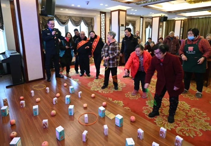 市城管局连续10年献血，雷锋精神为何如此热血传承？  第4张