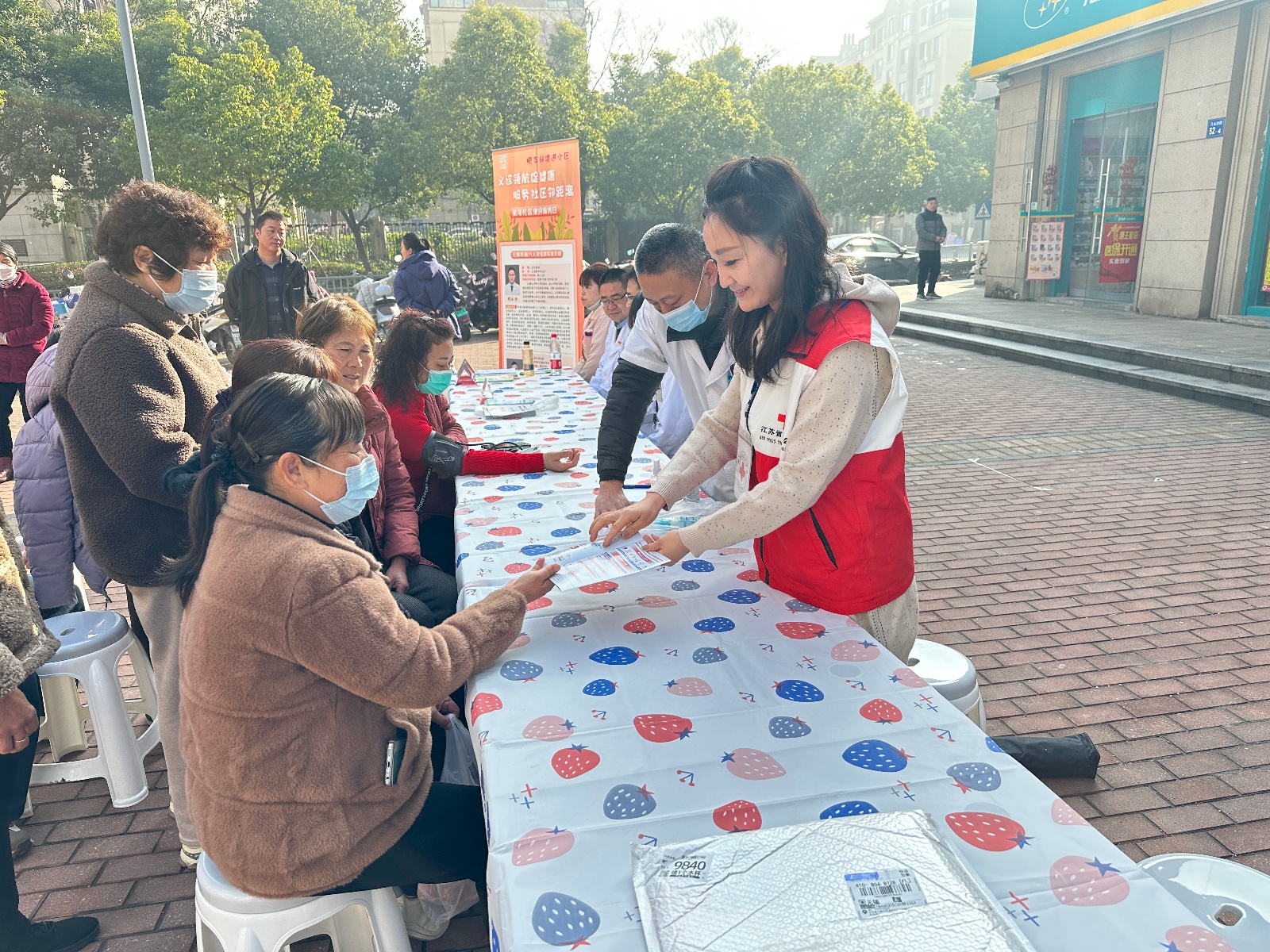 学雷锋日，滨河社区如何让雷锋精神焕发新光彩？  第2张