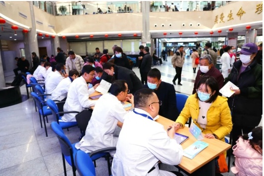 足不出户就能享受专业诊疗？甘肃省人民医院线上义诊活动震撼来袭  第2张
