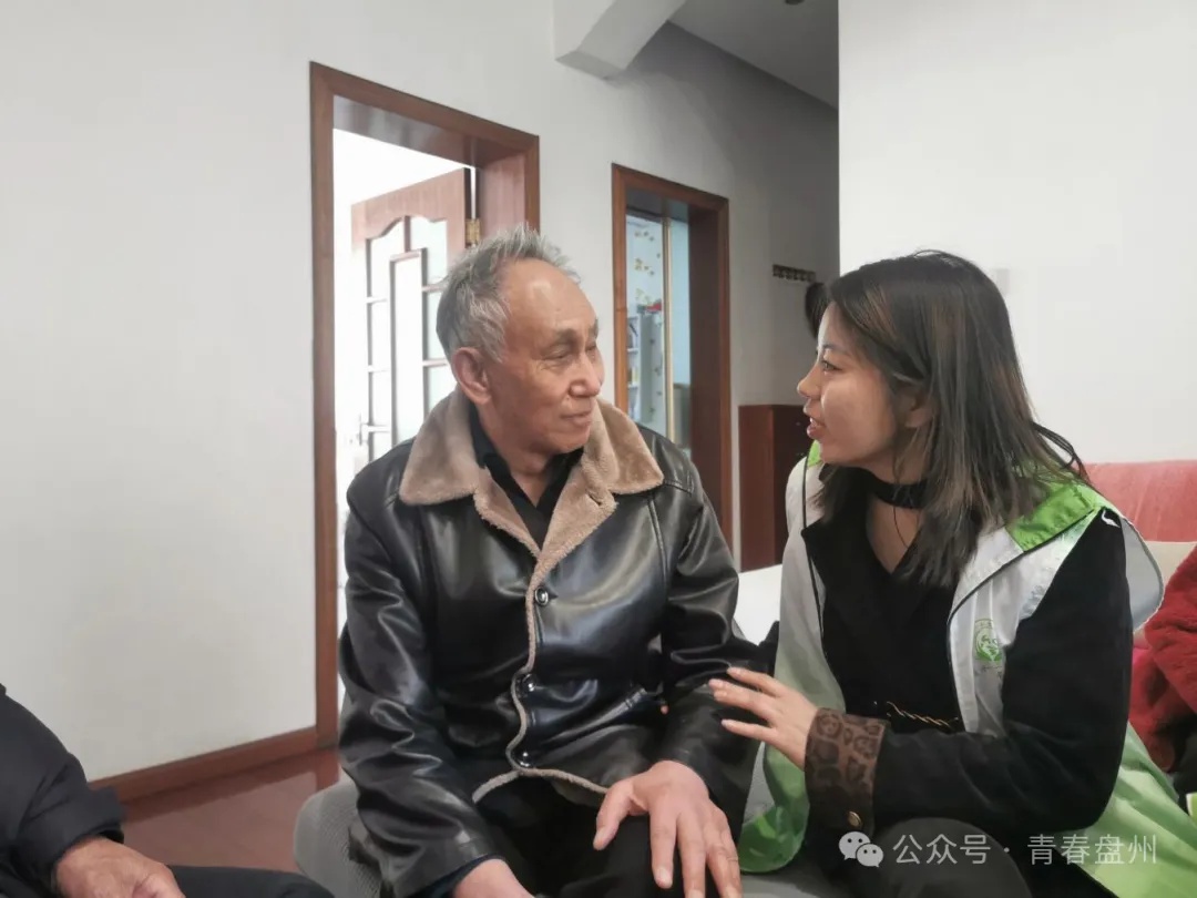 李小壹和志愿者们如何用镜头定格三线老人的珍贵记忆？温暖故事令人动容  第4张