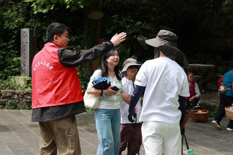 五一施秉旅游高峰！36名小青椒志愿者都做了啥？  第3张
