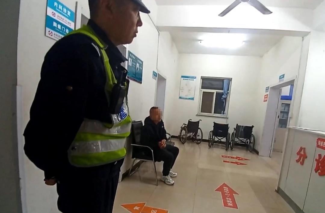 假期高速交警时刻守护！爆胎、熄火等难题咋解决？  第3张