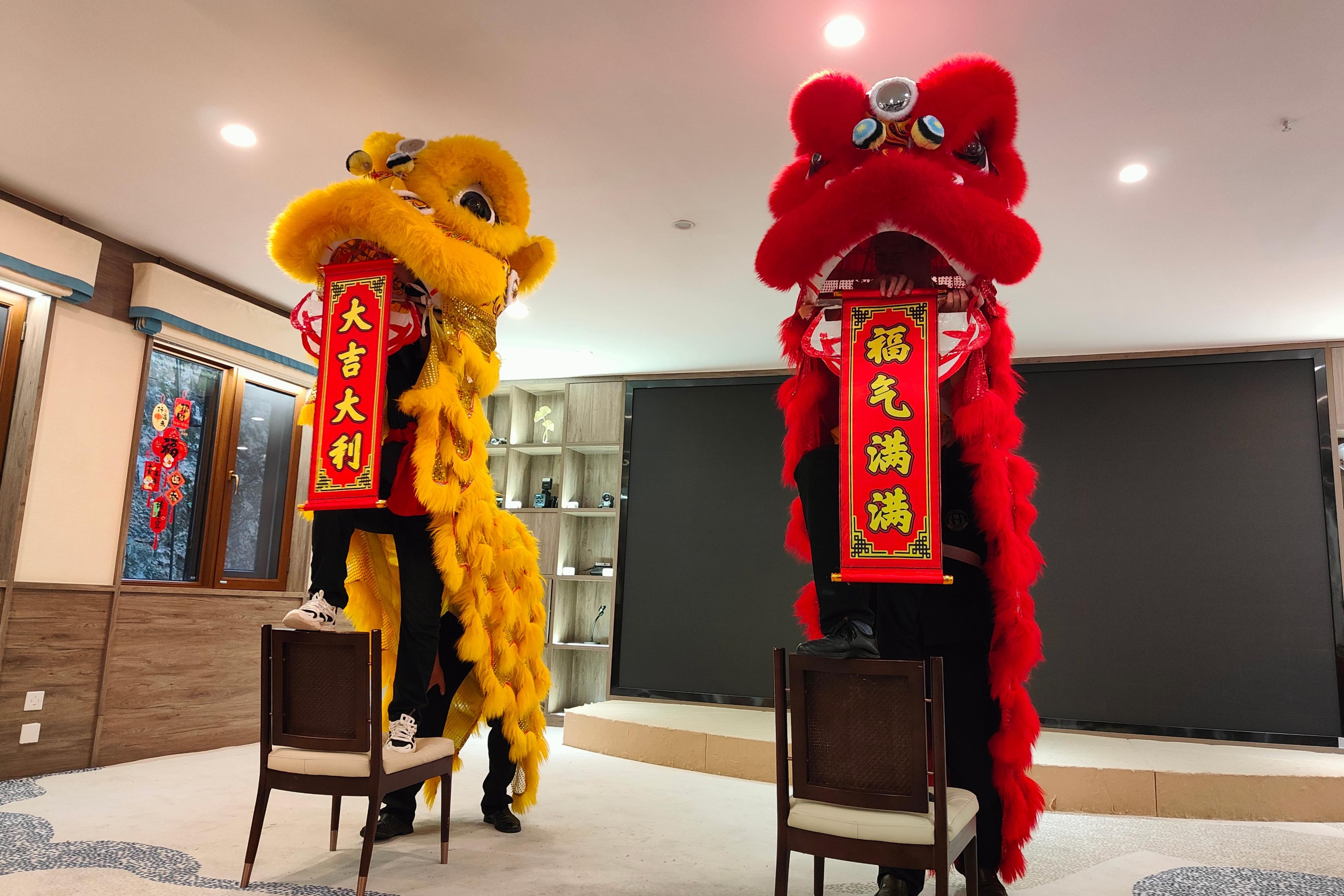 初为人父！90 后厨师孙郑为何产后匆匆返回黄山？  第3张