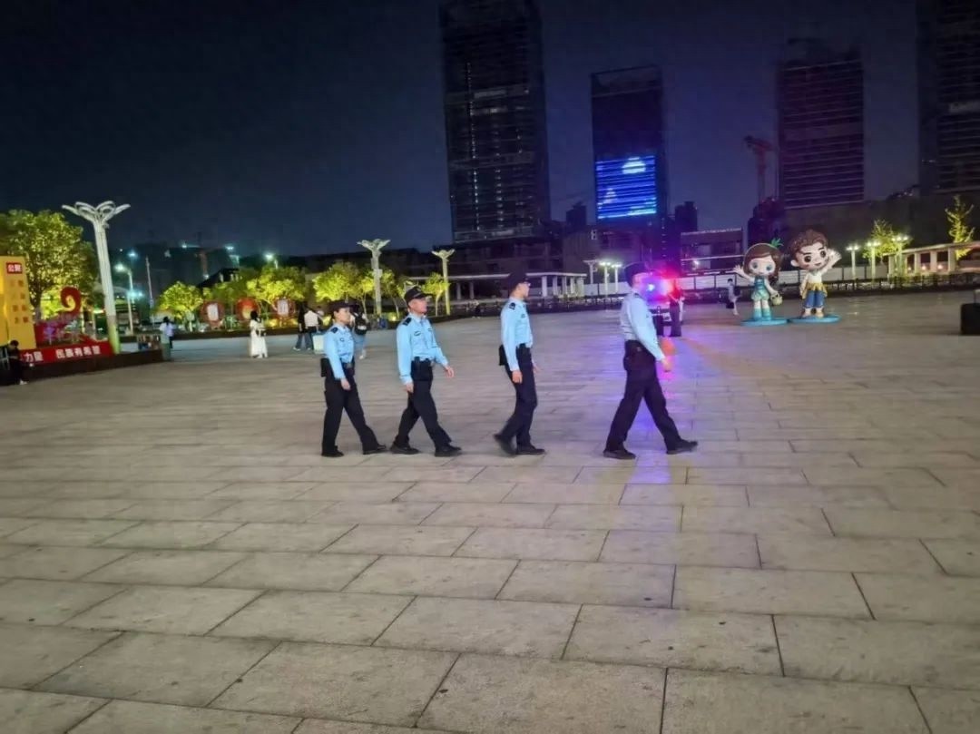 信阳市公安局高新分局！高铁站治安专项整治行动成效几何？
