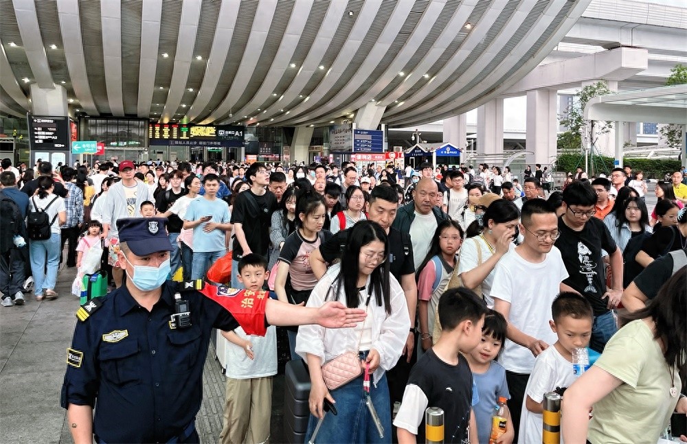 深圳北站五一返程客流硬核攀升！相较去年同期竟上升16%？