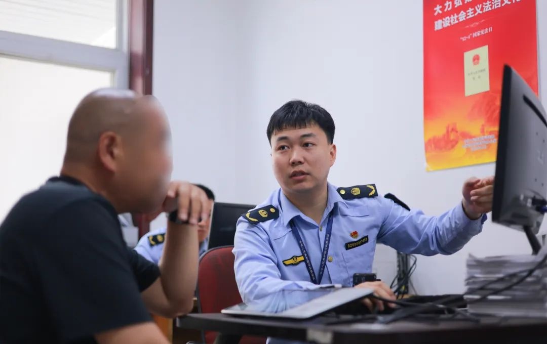五一假期交通执法大行动！2570 余次检查守护出行安全？  第2张