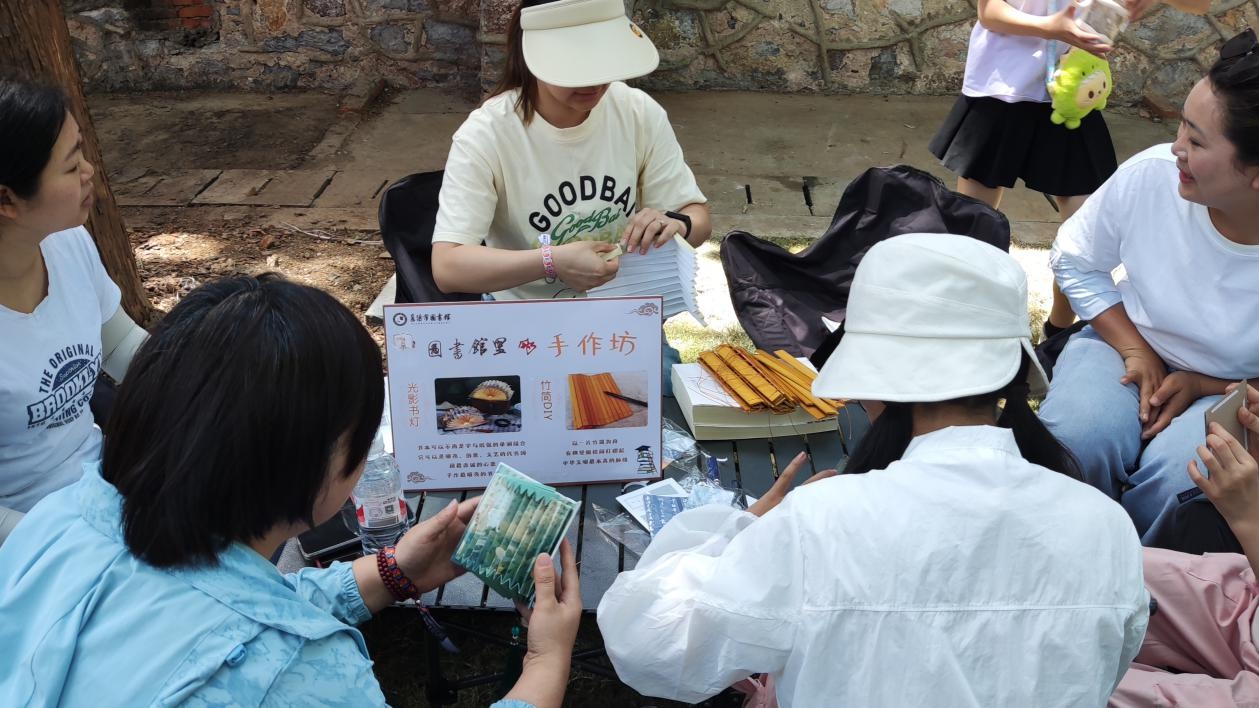 当五一欢腾撞上文化厚重，六〇三文创园印刷艺术周启幕！书香市集有多惊艳？  第3张