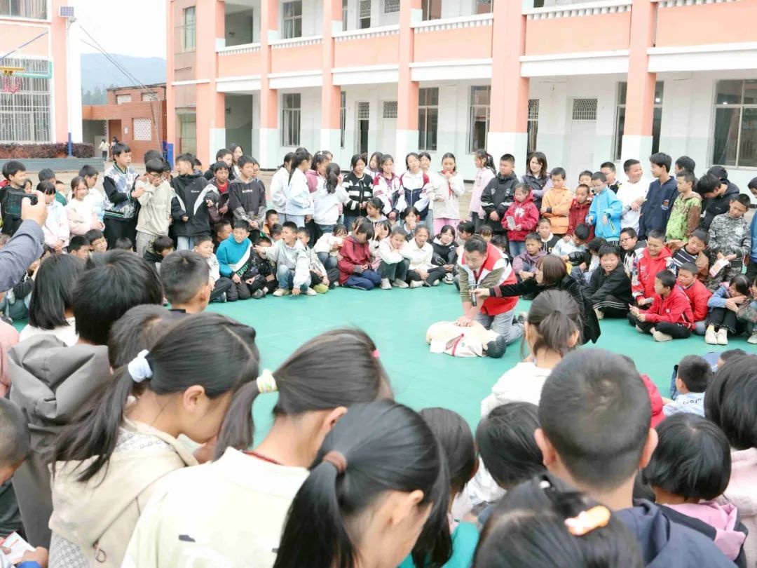 胜境街道多单位联合送科普！乡村孩子的科学梦如何点燃？  第5张