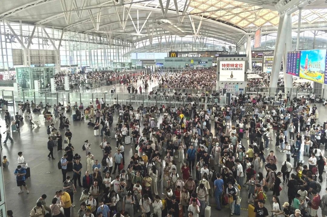 五一假期广铁集团旅客发送量创历史新高？这些数据太惊人