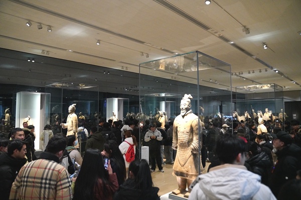 秦始皇陵考古发现展上榜2024年度文博热门展览，你准备好探秘千古一帝的地下王国了吗？  第2张