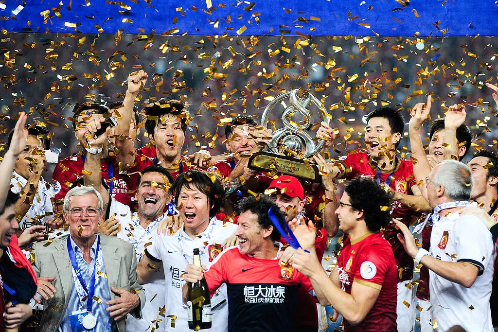 32年辉煌终结!广州队为何失去职业联赛资格?球迷心碎71年历史成绝唱 第3张 32年辉煌终结!广州队为何失去职业联赛资格?球迷心碎71年历史成绝唱 第3张